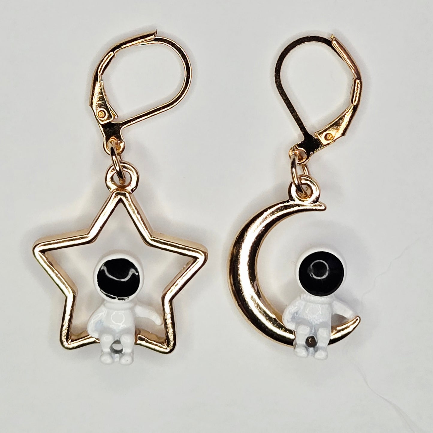 Single Stitch Marker - Space Astronaut - Fob Charm - Moon Star Celestial Galaxy